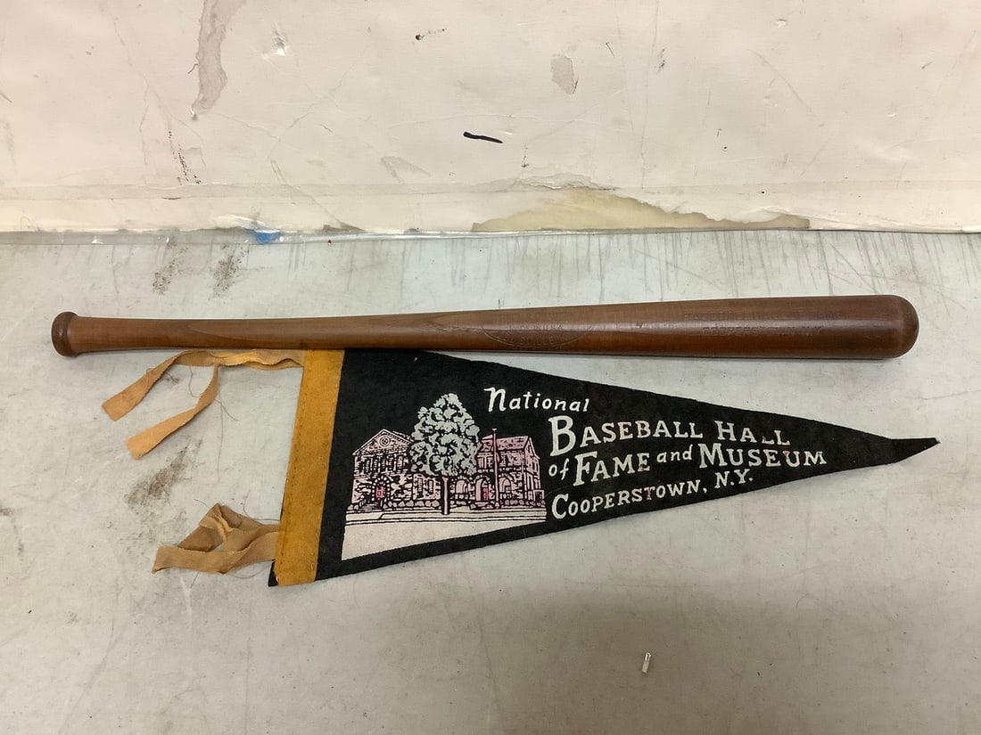 National Baseball Hall of Fame and Museum Cooperstown N.Y. banner(11.5in.) and Cooperstown bat: National Baseball Hall of Fame and Museum Cooperstown N.Y. banner(11.5in.) and Cooperstown bat