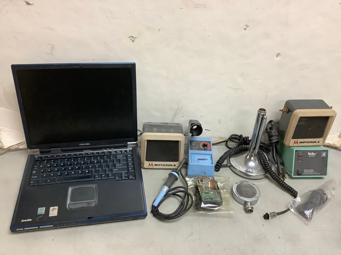 Toshiba computer, Motorola speakers, and more (1 of 1)