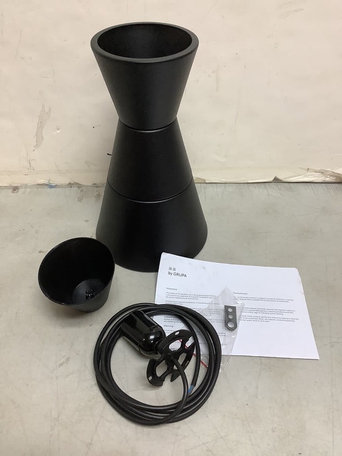 Grupa global lighting Black light fixture(brand new): Grupa global lighting Black light fixture(brand new)