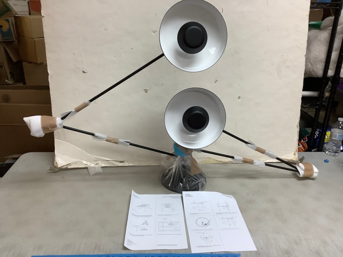 Arigato by GRUPA Wall/Ceiling Light Fixture with Manual - Black (1 of 1)