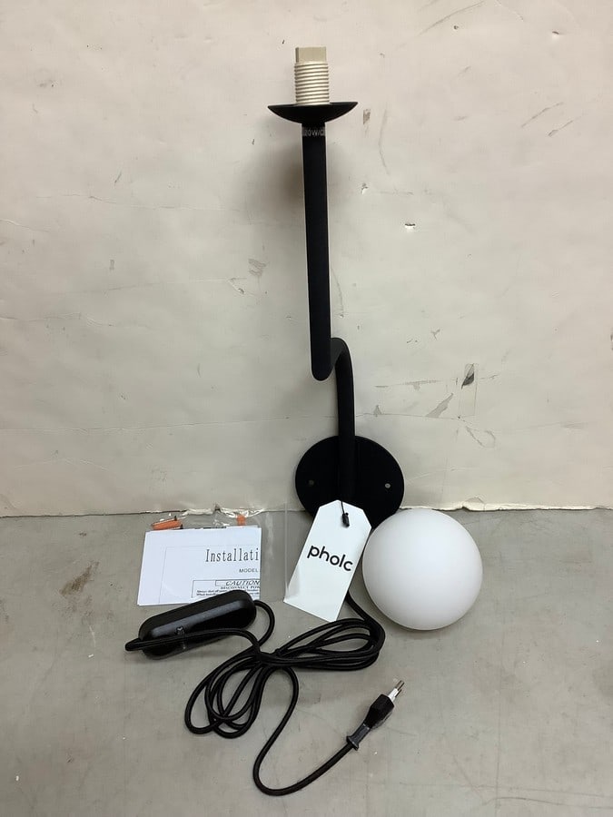 Pholc Light Fixture with Manual - Black: Pholc Light Fixture with Manual - Black