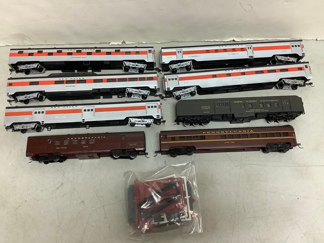 Vintage toy train pieces: Vintage toy train pieces
