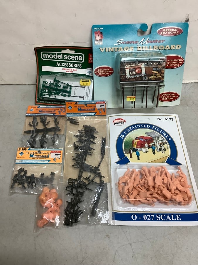 Scene Master Billboard, Unpainted Figurines, Mini Tanks and more (1 of 1)