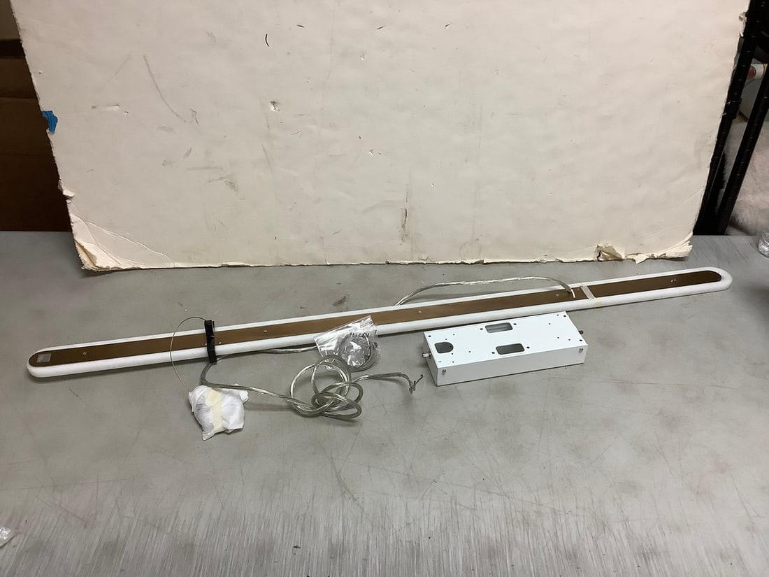 Global Lighting pendant lamp(47.25in.long-brand new) (1 of 1)