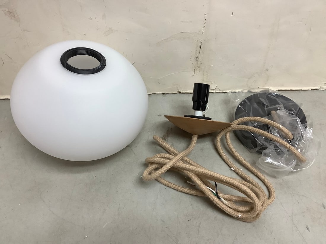 Acorn pendant light fixture(brand new): Acorn pendant light fixture(brand new)