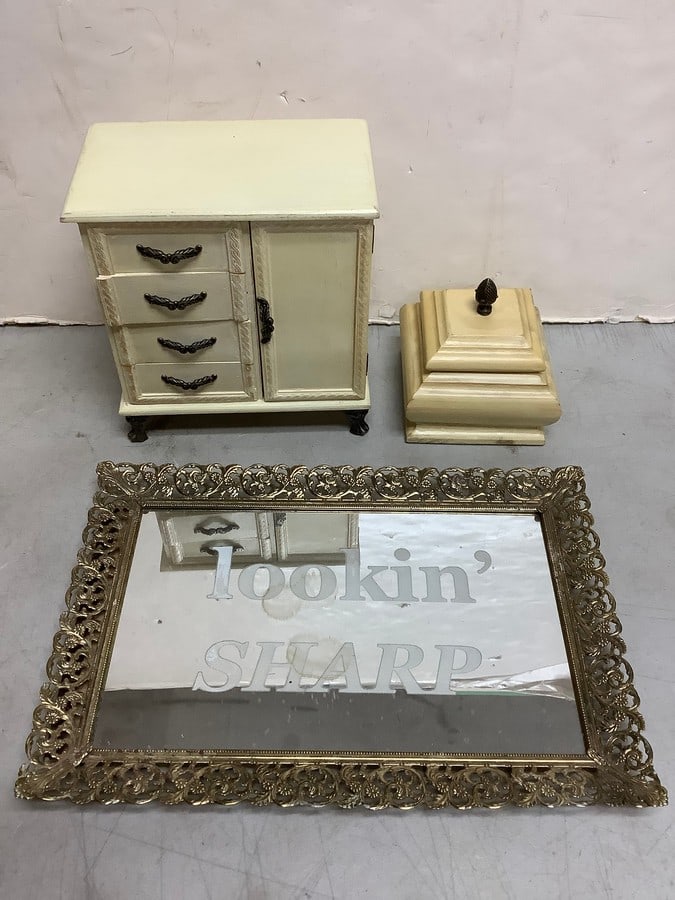 Jewelry box(9.25in.tall), organizer box, and decorative miror: Jewelry box(9.25in.tall), organizer box, and decorative miror