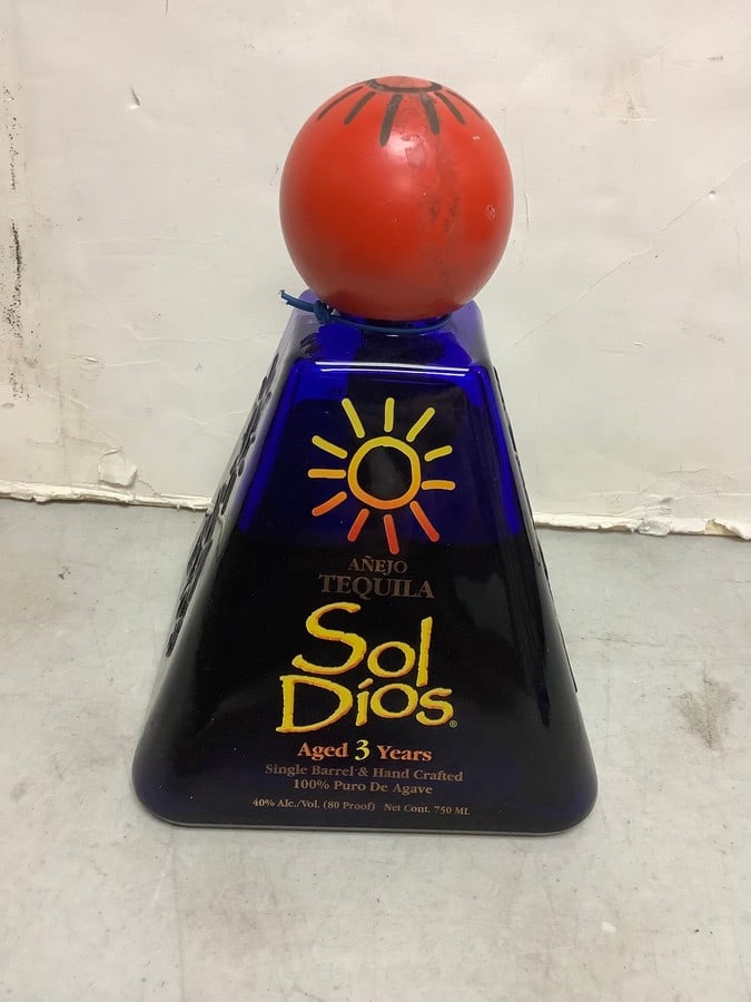 Sol Dios tequila(40%, 750mL-mostly full) (1 of 1)