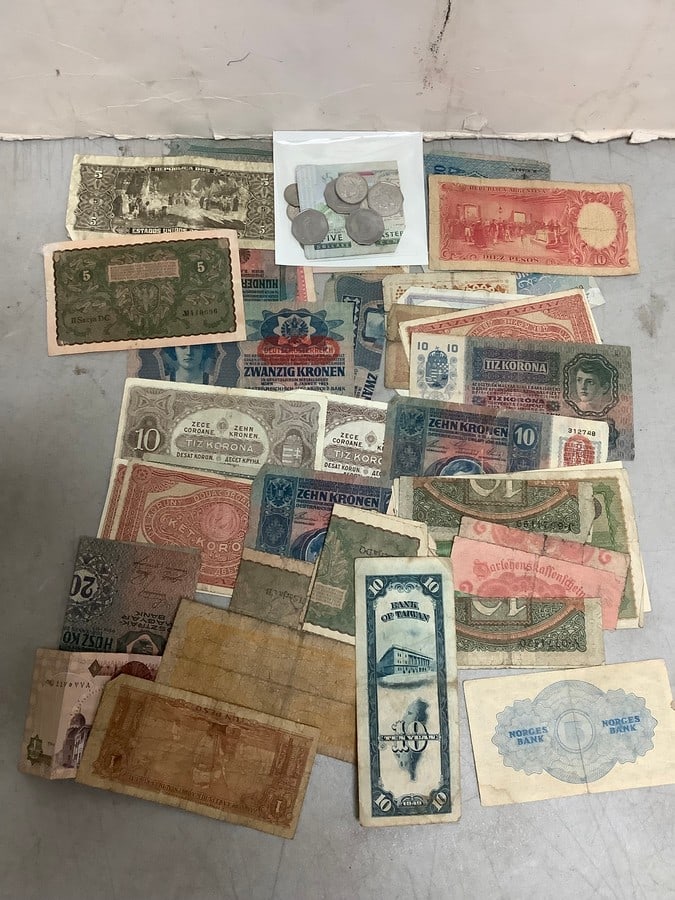 Various Foreign Money: Various Foreign Money