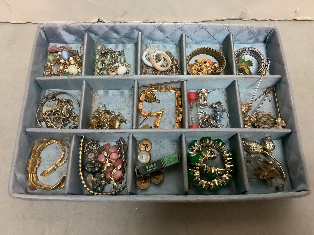 Various Bracelets, Pins, Cuff Links and more: Various Bracelets, Pins, Cuff Links and more