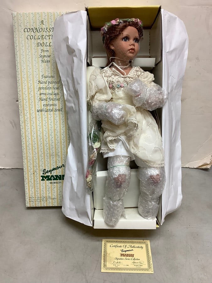 Vintage Seymour Mann Collectible Large Porcelain Doll - NEW (1 of 1)