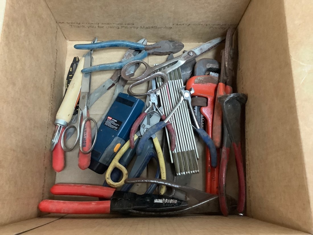 Various tools: Various tools