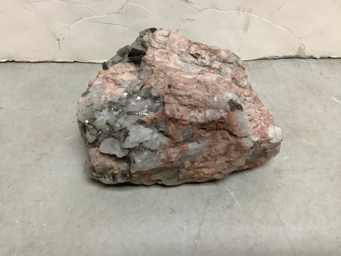 Large Crystal Rock: Large Crystal Rock