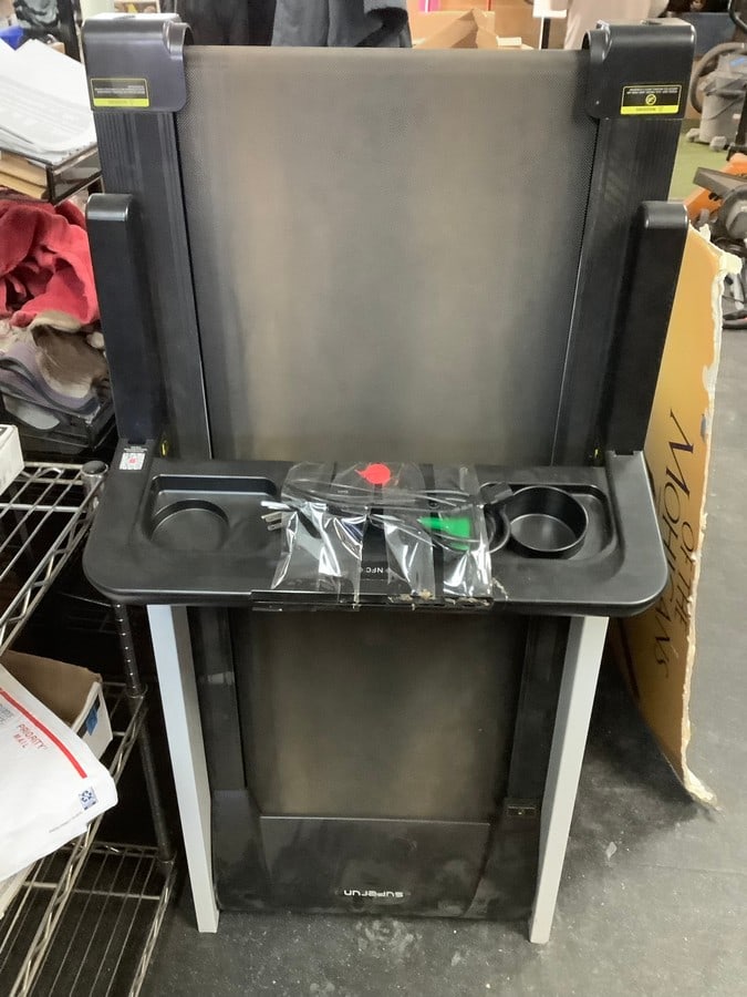 Superun Treadmill (54inx23.25in): Superun Treadmill (54inx23.25in)