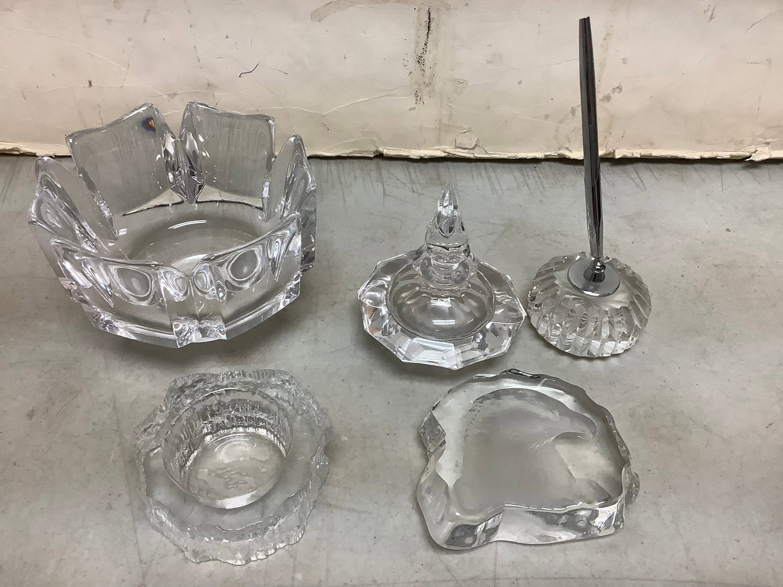 Crystal Pen Holder (7.25in Tall), Glass Bowls, and more: Crystal Pen Holder (7.25in Tall), Glass Bowls, and more