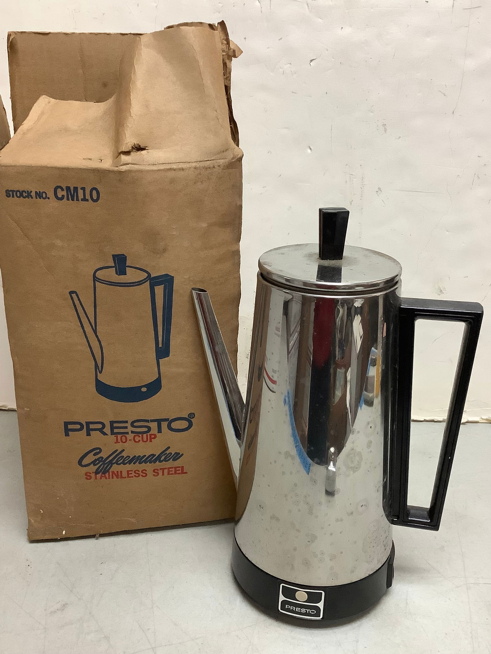 Presto 10-cup stainless steel coffemaker: Presto 10-cup stainless steel coffemaker