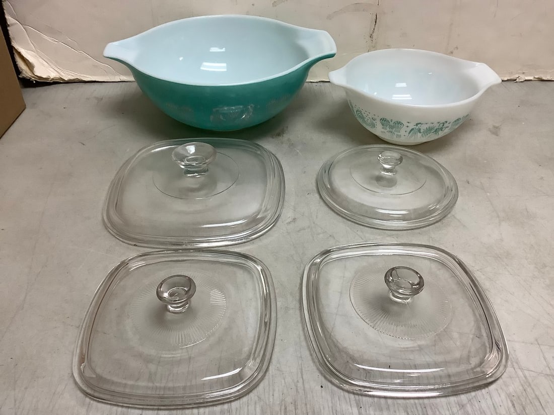 Glass Corningware Lids and Pyrex Bowls (Tallest - 4.5in) (1 of 1)