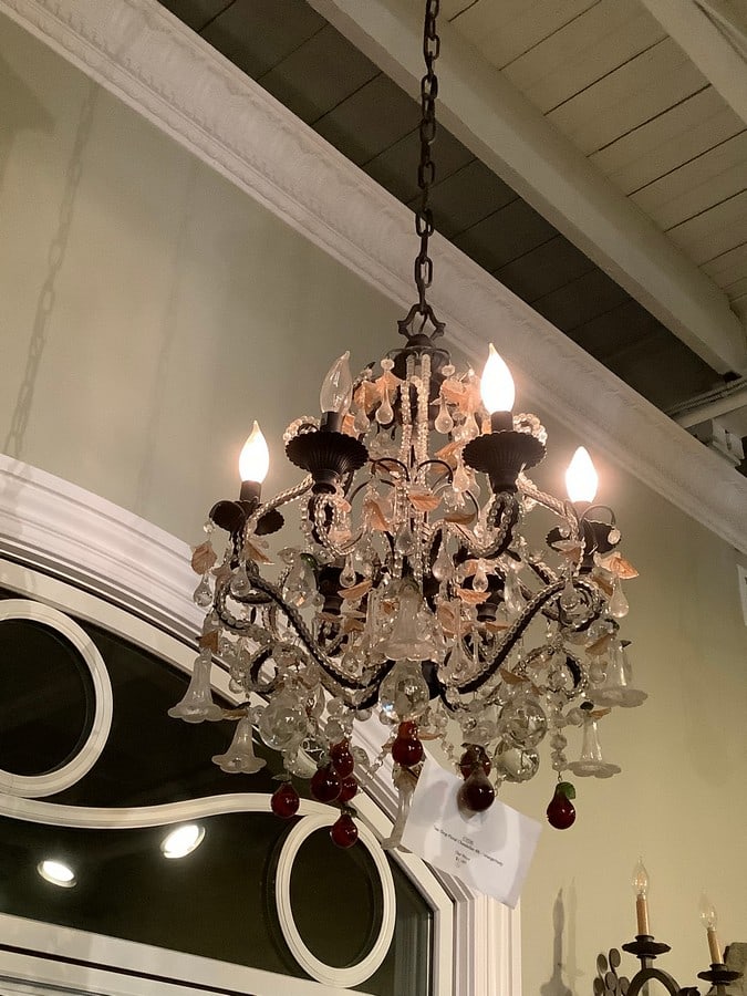 Teardrop floral chandelier 6 light orange rusty (22in. long): Teardrop floral chandelier 6 light orange rusty (22in. long)