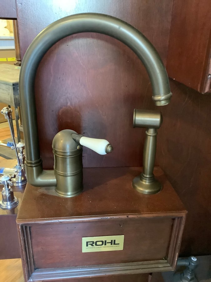 Rohl sink faucet(brand new): Rohl sink faucet(brand new)