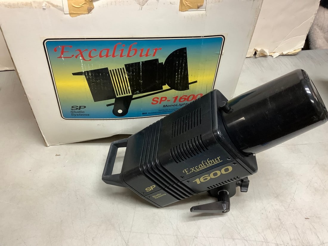 Excalibur SP-1600 MonoLight: Excalibur SP-1600 MonoLight