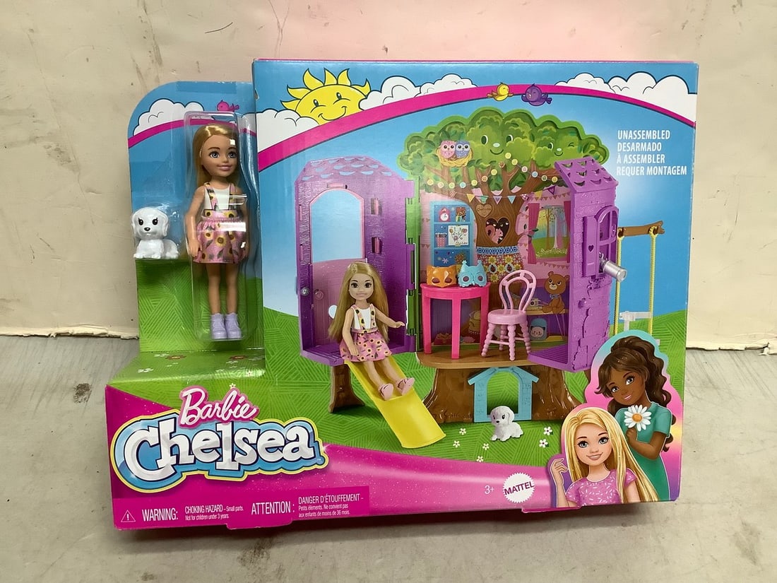 Barbie Chelsea set(new in box): Barbie Chelsea set(new in box)