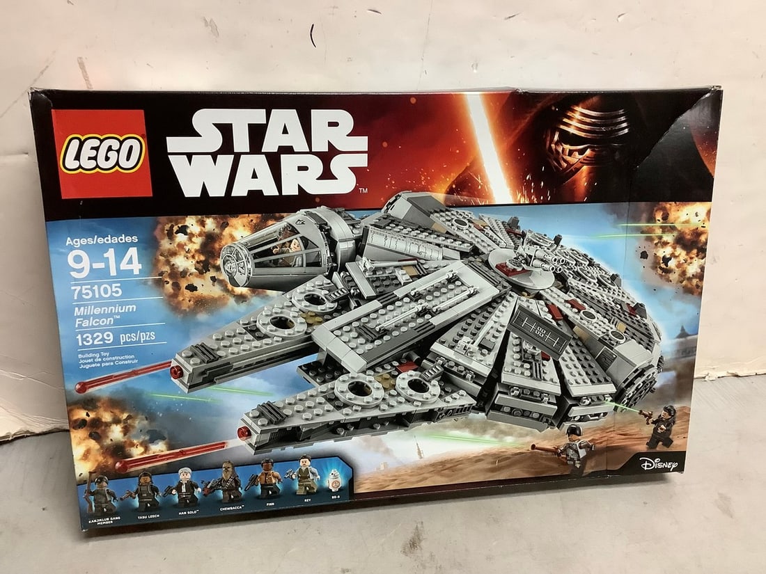 Lego Star Wars Millenium Falcon set(75105): Lego Star Wars Millenium Falcon set(75105)