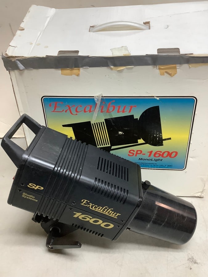 Excalibur SP-1600 MonoLight: Excalibur SP-1600 MonoLight
