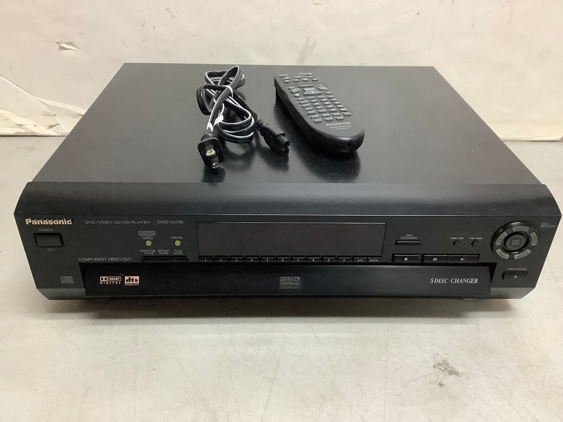 Panasonic (CV36) DVD/CD 5 Disc Changer with Remote - Works Well (1 of 1)
