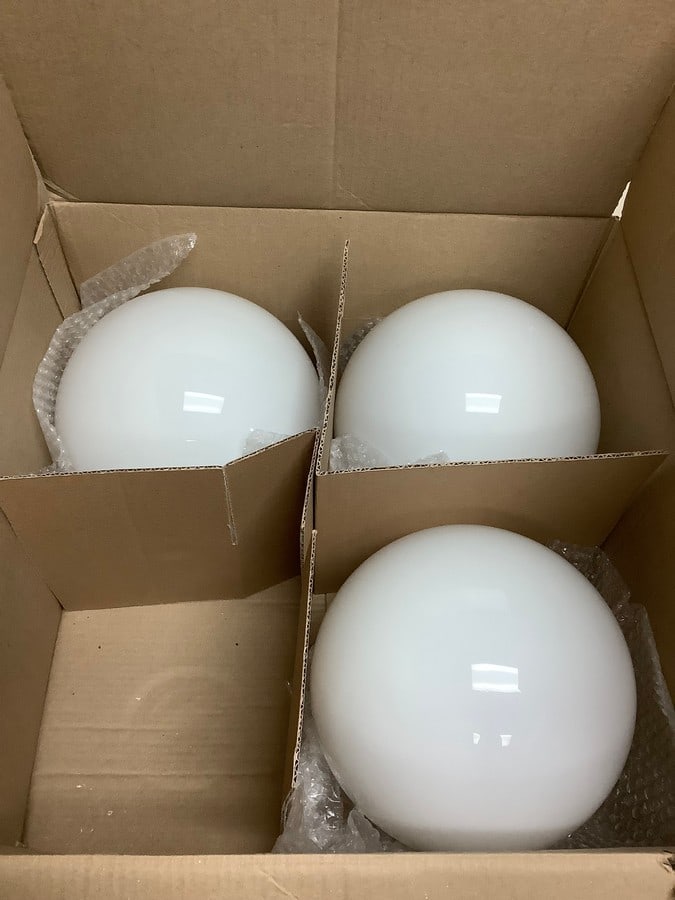 Global lighting gandblown glass globes(3 total): Global lighting gandblown glass globes(3 total)