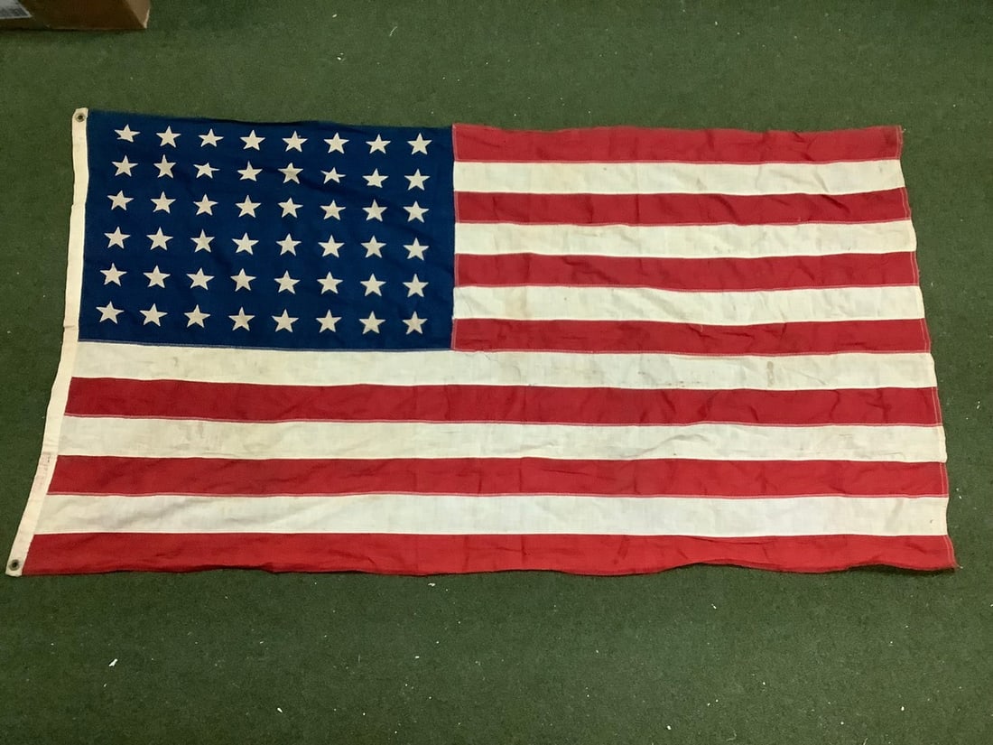 48 Star Flag (32inx56.5in): 48 Star Flag (32inx56.5in)