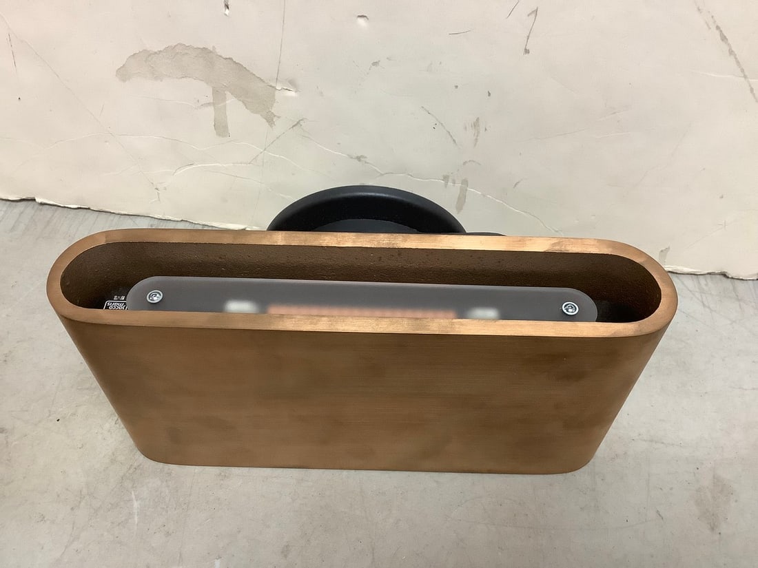 Jacco Maris solo wall 26 LED brushed bronze light fixture(brand new) (1 of 1)