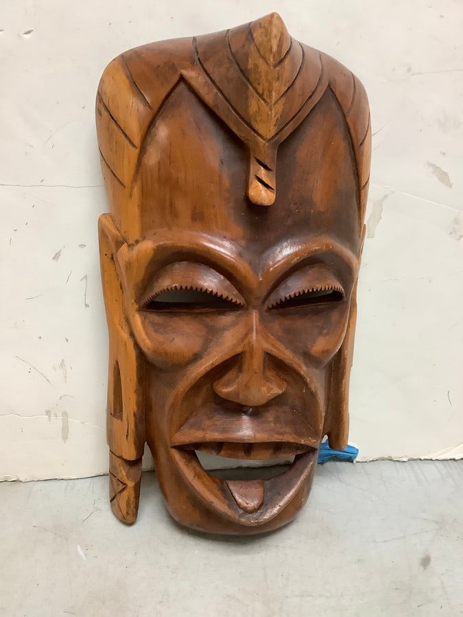 Hand carved wooden tribal mask(12.5in.long): Hand carved wooden tribal mask(12.5in.long)