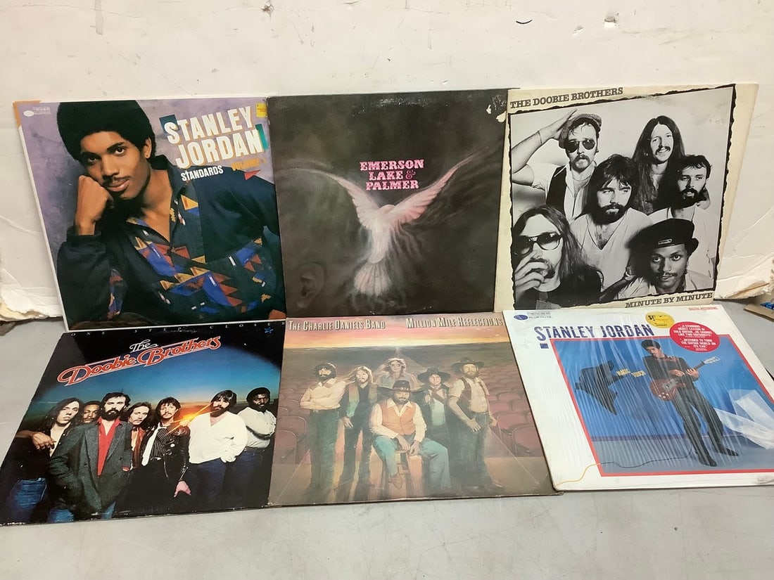 Vintage records(Stanley Jordan, The Doobie Brothers, The Charlie Daniels Band, and more): Vintage records(Stanley Jordan, The Doobie Brothers, The Charlie Daniels Band, and more)
