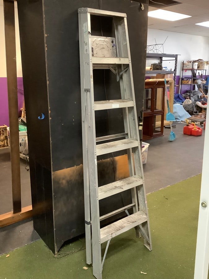 KELLER ladder 6ft tall (1 of 1)