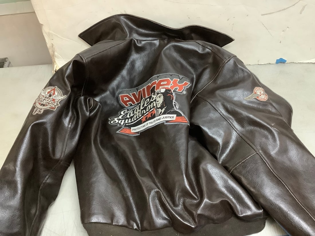 Avirex leather jacket(size XL) (1 of 1)