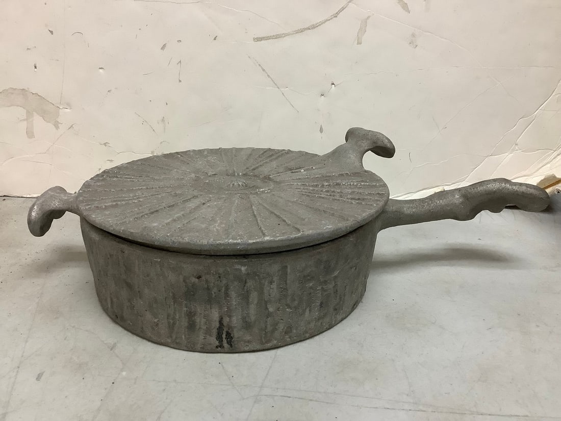 MCM cast aluminum skillet: MCM cast aluminum skillet