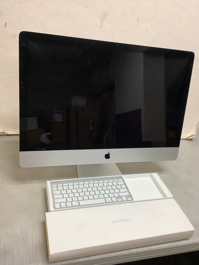 Apple Certified Refurbished IMAC Monitor and Keyboard *Working* (with box) (1 of 1)