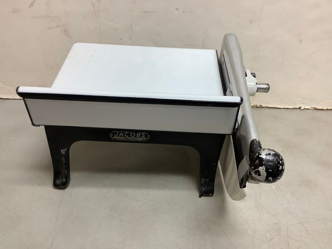 Jacobs Bro Co. slicing machine (1 of 1)