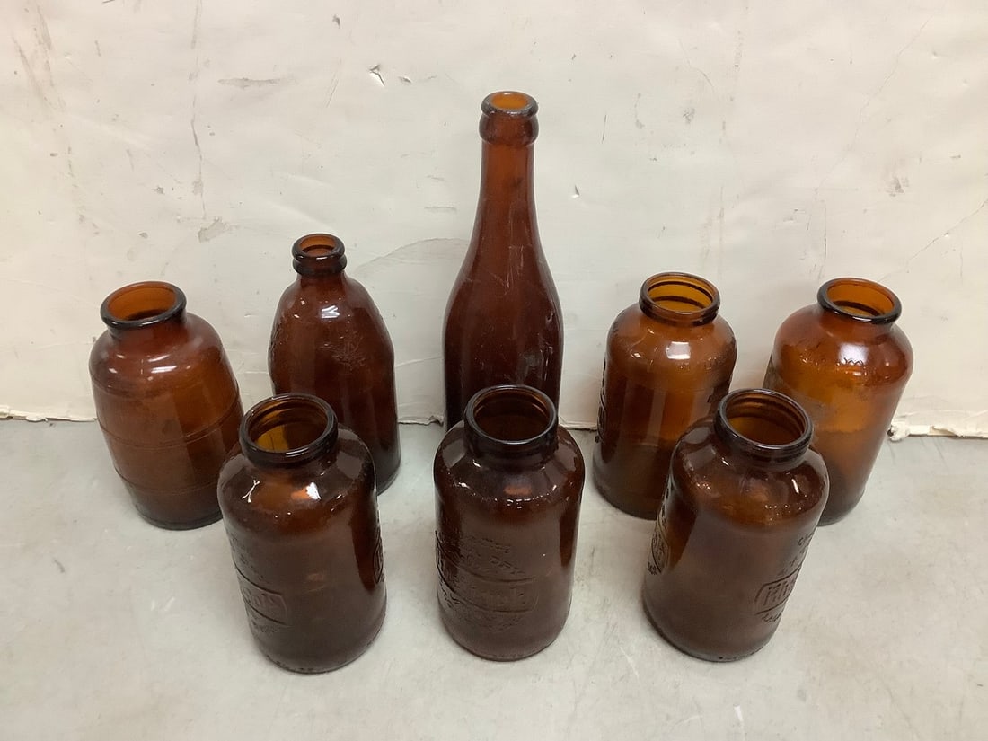 Vintage glass bottles(Rheingold and more-9.5in.tallest): Vintage glass bottles(Rheingold and more-9.5in.tallest)