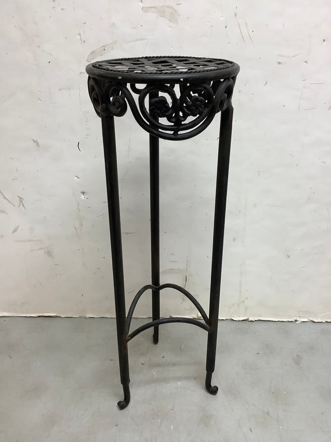 Decorative plant stand(23in.tall) (1 of 1)