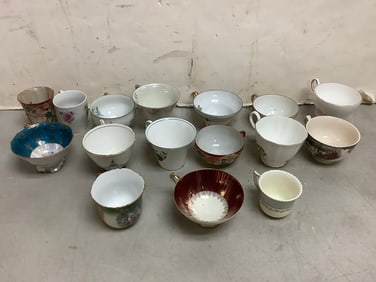 Various teacups(tallest 3.25in.)