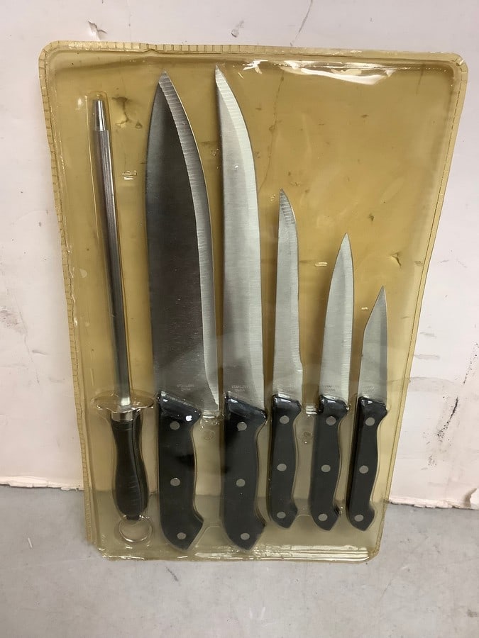 Stainless kitchen knife set(longest blade-8.25in.) (1 of 1)