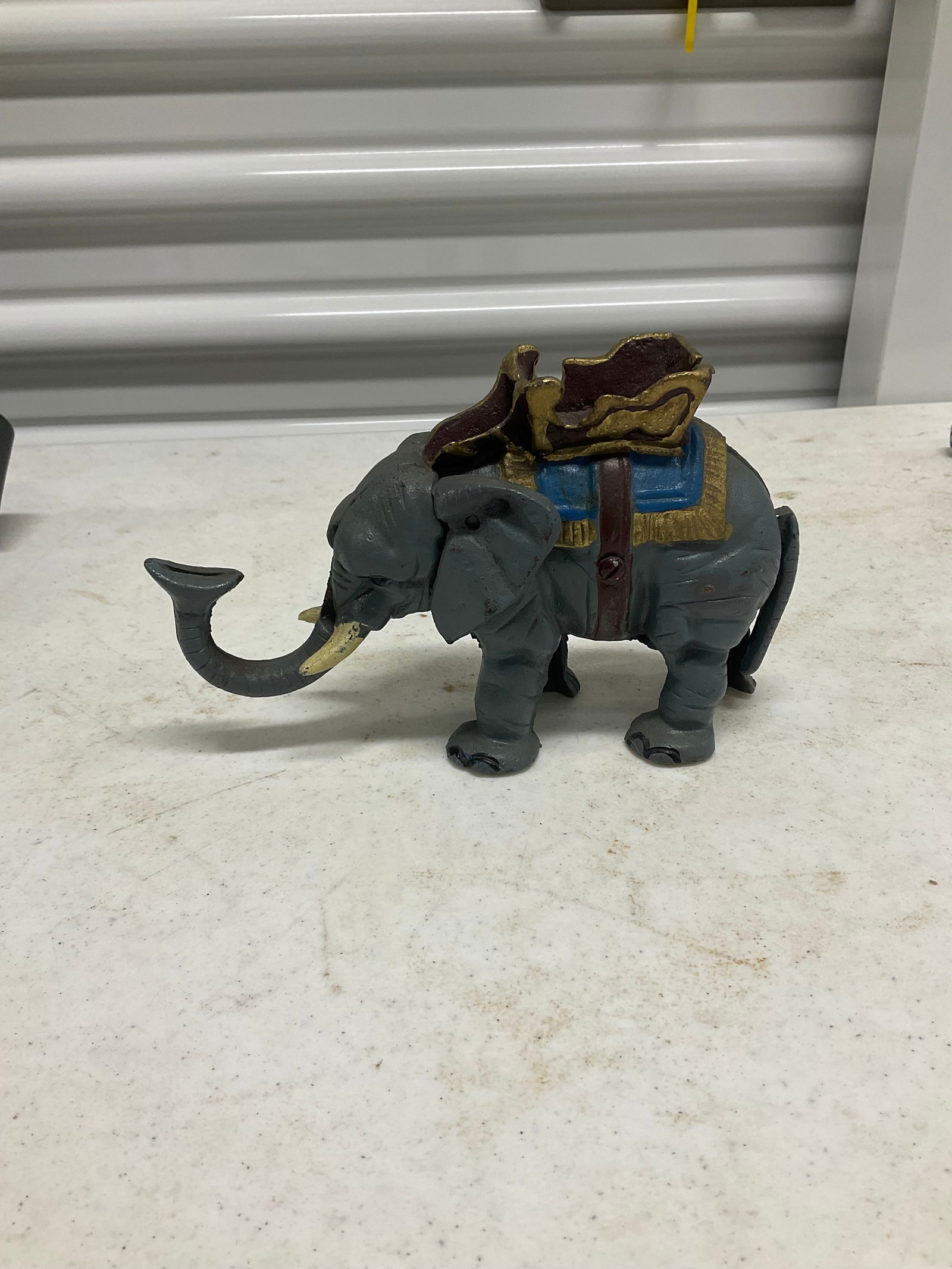 vintage pull tail cast iron elephant bank