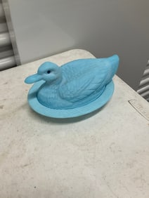 Westmoreland Turquoise Blue Duck Covered Dish