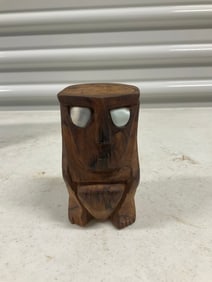 micronesia squatting figure mother of pearllllllllllllllllllllllllllllll eyes statue 4.5" tall