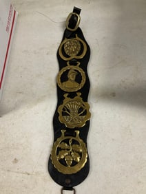 lot of 4 horse brasses on leather from england