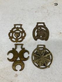 lot of 4 horse bass metals