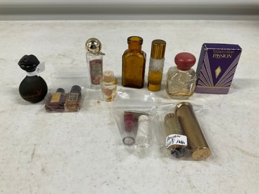 lot of mini perfume bottles Salvador Dale and more