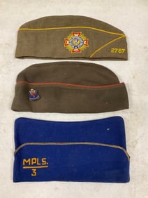 lot of WW2 Air Defense, VFW and veterans navy military hats