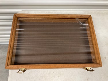 wooden display case 18x12x3