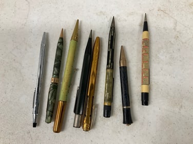 lot of vintage pens